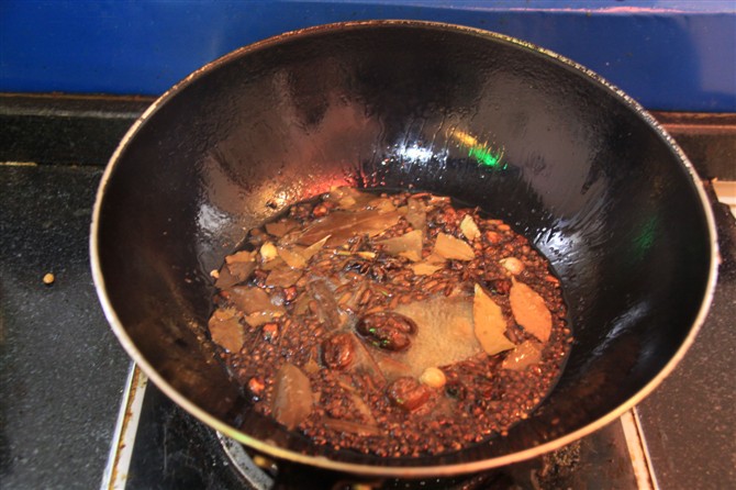 我河南人,现在教大家我们新野臊子面的做法 图片